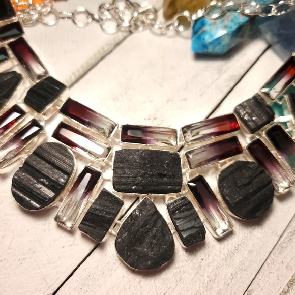 Tourmaline statement necklace - Picture 3 of 8